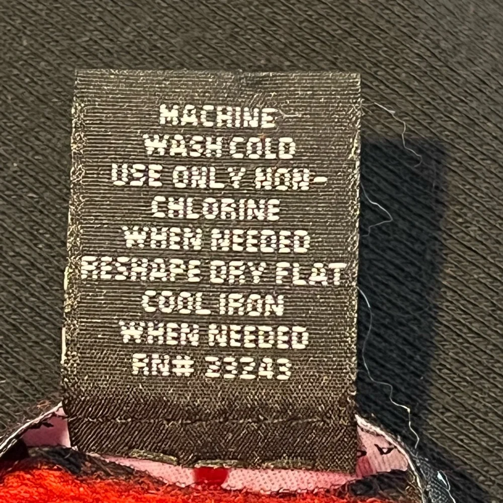 New York & Company Beanie Hat and Matching Scarf 2pc set, Red White Black | OS - Picture 12 of 13